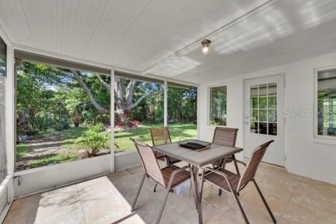 House in Palm Harbor, Florida 2 bedrooms, 114.27 sq.m. № 2200182 - photo 30