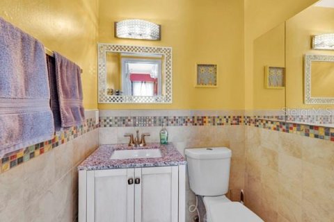 House in Palm Harbor, Florida 2 bedrooms, 114.27 sq.m. № 2200182 - photo 19