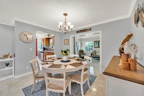 House in Palm Harbor, Florida 2 bedrooms, 114.27 sq.m. № 2200182 - photo 13