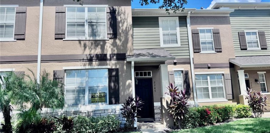 Townhouse in Orlando, Florida 3 bedrooms, 208.84 sq.m. № 1900666