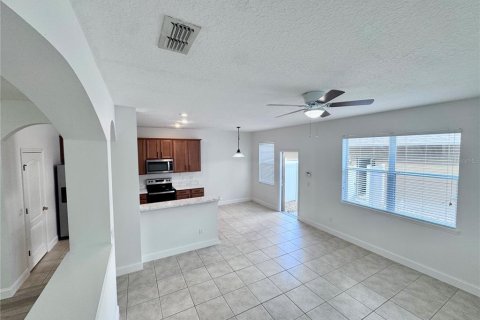 Townhouse in Orlando, Florida 3 bedrooms, 208.84 sq.m. № 1900666 - photo 4