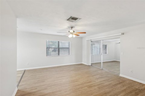 Casa en venta en Deltona, Florida, 3 dormitorios, 107.86 m2 № 1521794 - foto 7