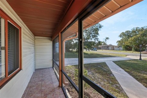 Casa en venta en Deltona, Florida, 3 dormitorios, 107.86 m2 № 1521794 - foto 4