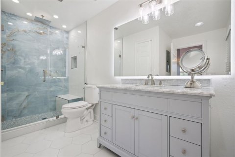 House in Longwood, Florida 8 bedrooms, 713.02 sq.m. № 2093643 - photo 28