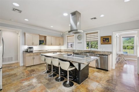 House in Longwood, Florida 8 bedrooms, 713.02 sq.m. № 2093643 - photo 14