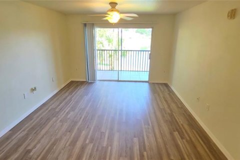 Copropriété à vendre à Port Orange, Floride: 3 chambres, 107.95 m2 № 2197855 - photo 10