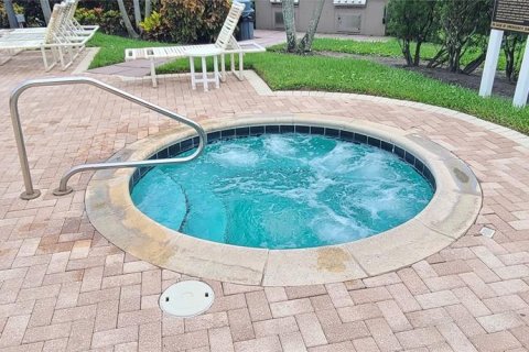 Copropriété à vendre à Port Orange, Floride: 3 chambres, 107.95 m2 № 2197855 - photo 29