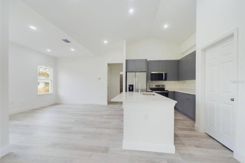 House in Ocala, Florida 4 bedrooms, 187.01 sq.m. № 1572719 - photo 10