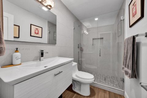 Купить таунхаус в Майами, Флорида 4 спальни, 346.06м2, № 2087016 - фото 28