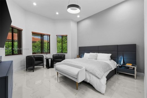 Casa en venta en Cutler Bay, Florida, 4 dormitorios, 252.97 m2 № 2172595 - foto 7