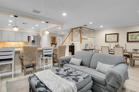 Townhouse in Boca Raton, Florida 3 bedrooms, 193.05 sq.m. № 2251947 - photo 3