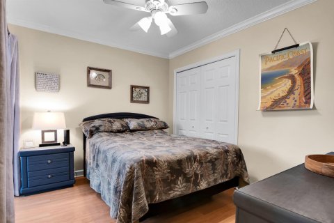 Townhouse in Boca Raton, Florida 3 bedrooms, 193.05 sq.m. № 2251947 - photo 15