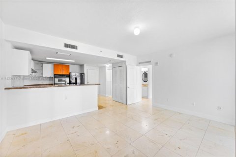 Copropriété à vendre à Miami, Floride: 1 chambre, 58.53 m2 № 1937931 - photo 2