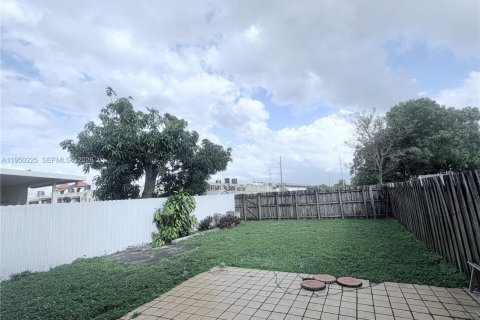 Снять в аренду виллу или дом в Хайалиа, Флорида 2 спальни, 122.26м2, № 2005775 - фото 10