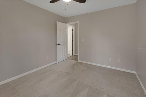 House in Deltona, Florida 3 bedrooms, 114.27 sq.m. № 2419580 - photo 20