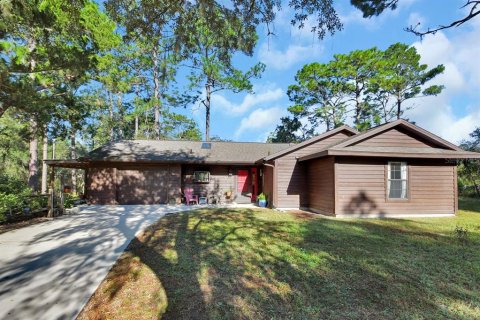 House in Deltona, Florida 3 bedrooms, 114.27 sq.m. № 2419580