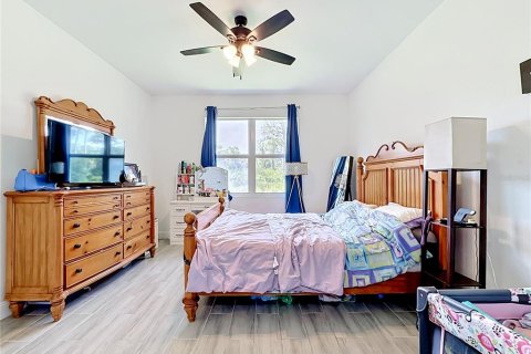 Villa ou maison à vendre à Lehigh Acres, Floride: 3 chambres, 151.71 m2 № 2107638 - photo 28