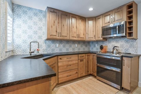 Townhouse in Ocala, Florida 3 bedrooms, 130.99 sq.m. № 2394250 - photo 10