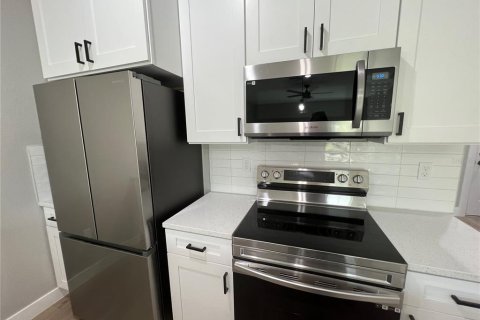 Appartement à louer à Port Charlotte, Floride: 3 chambres, 110.74 m2 № 2224754 - photo 6