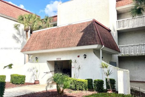 Condominio en Orlando, Florida, 2 dormitorios  № 2020127