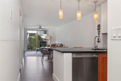 Снять в аренду кондоминиум в Майами, Флорида 2 спальни, 91.97м2, № 2052540 - фото 10