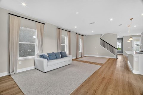 Villa ou maison à vendre à Apopka, Floride: 3 chambres, 198.63 m2 № 1909249 - photo 7