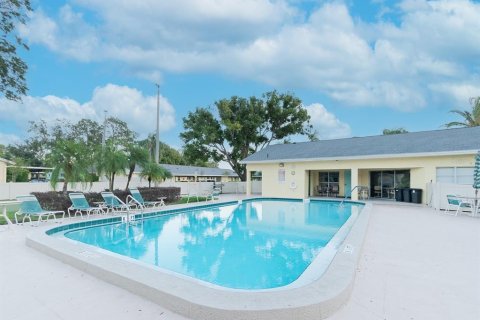 Villa ou maison à vendre à Clearwater, Floride: 2 chambres, 86.86 m2 № 1432422 - photo 27