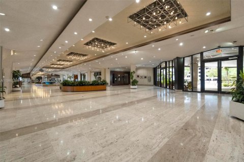 Купить кондоминиум в Майами, Флорида 2 спальни, 89.37м2, № 2048998 - фото 10
