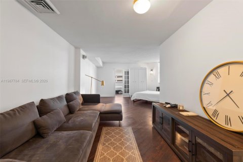 Купить кондоминиум в Майами, Флорида 2 спальни, 89.37м2, № 2048998 - фото 12