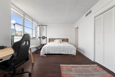 Купить кондоминиум в Майами, Флорида 2 спальни, 89.37м2, № 2048998 - фото 16