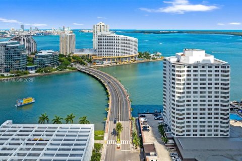 Купить кондоминиум в Майами, Флорида 2 спальни, 89.37м2, № 2048998 - фото 4