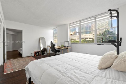 Купить кондоминиум в Майами, Флорида 2 спальни, 89.37м2, № 2048998 - фото 9