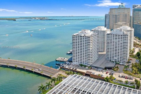 Купить кондоминиум в Майами, Флорида 2 спальни, 89.37м2, № 2048998 - фото 5