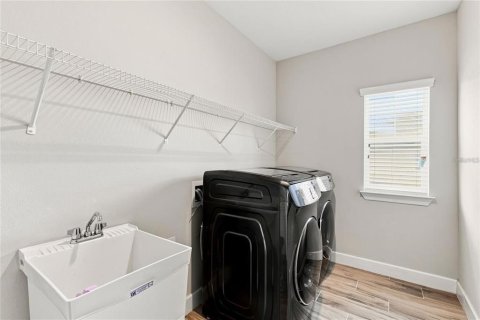 Villa ou maison à vendre à Wesley Chapel, Floride: 6 chambres, 413.32 m2 № 2398467 - photo 27