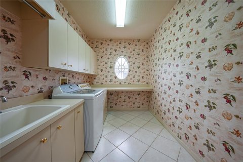 Villa ou maison à vendre à North Port, Floride: 4 chambres, 356.56 m2 № 1908133 - photo 28