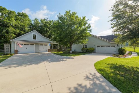 House in High Springs, Florida 4 bedrooms, 190.54 sq.m. № 1783193 - photo 7
