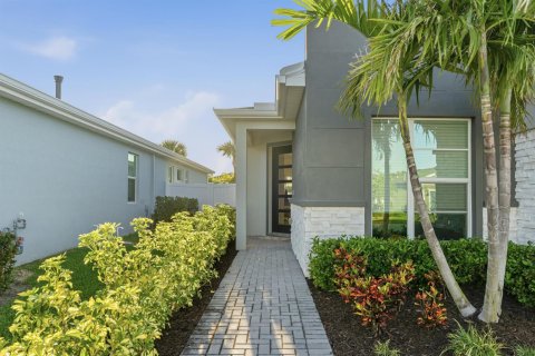 Villa ou maison à vendre à Port St. Lucie, Floride: 2 chambres, 160.16 m2 № 2087939 - photo 4