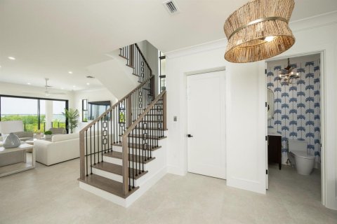 House in Key West, Florida 5 bedrooms, 381.18 sq.m. № 2190619 - photo 5