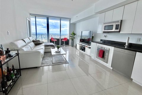 Studio in the Condo in Miami, Florida  № 1730022 - photo 1