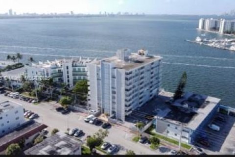 Copropriété à vendre à Miami Beach, Floride: 1 chambre, 67.82 m2 № 1852307 - photo 4