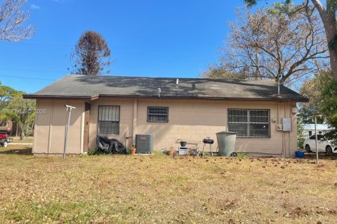 Купить виллу или дом в Сент-Луси, Флорида 3 спальни, 85.93м2, № 2032150 - фото 2