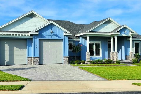 House in Auburndale, Florida 3 bedrooms, 206.52 sq.m. № 1508977 - photo 1