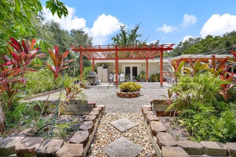 House in Pinecrest, Florida 5 bedrooms, 300.45 sq.m. № 1683582 - photo 5
