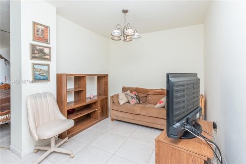 Купить кондоминиум в Авентура, Флорида 2 спальни, 106.19м2, № 2017573 - фото 25