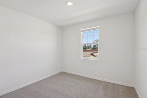 House in Dade City, Florida 4 bedrooms, 244.61 sq.m. № 2203194 - photo 16