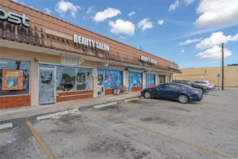 Immobilier commercial à vendre à Miami, Floride № 2082739 - photo 27