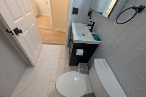 Casa en alquiler en Tampa, Florida, 3 dormitorios, 117.52 m2 № 1866567 - foto 28