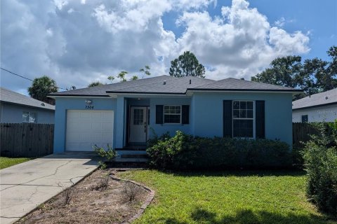 Casa en alquiler en Tampa, Florida, 3 dormitorios, 117.52 m2 № 1866567 - foto 1