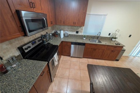 Casa en alquiler en Tampa, Florida, 3 dormitorios, 117.52 m2 № 1866567 - foto 15