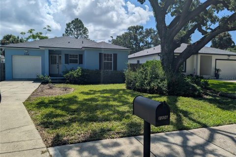 Casa en alquiler en Tampa, Florida, 3 dormitorios, 117.52 m2 № 1866567 - foto 4